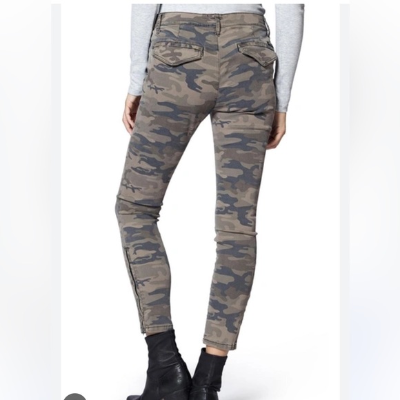 Fast Track Skinny Chino Capri
Pants In Human Nature Camo size 29 - Picture 10 of 16